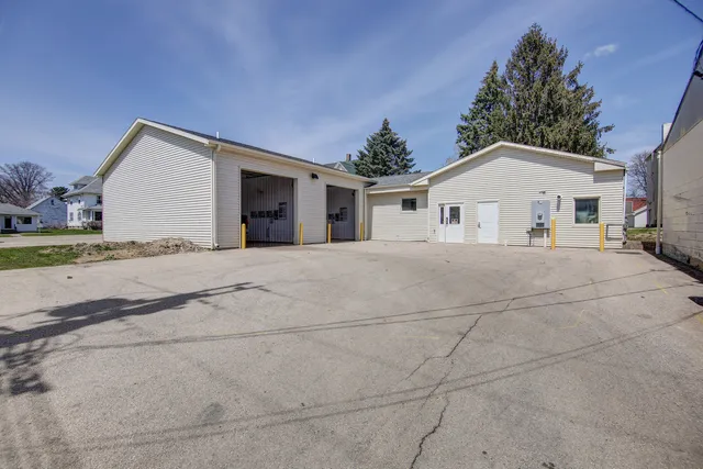 a view of a livingroom with a fireplace
