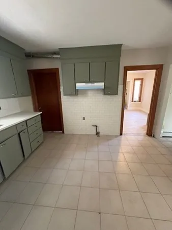 $2,500 | 100 Prospect Street, Unit 1, Waltham, MA 02453