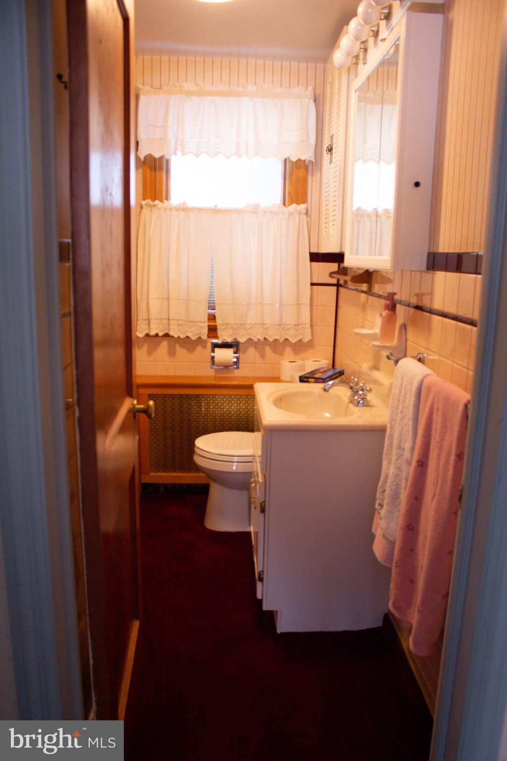 312 Clear Spring Road Lansdale, PA 19446 - Photo 14 of 20 Gallery Image 14