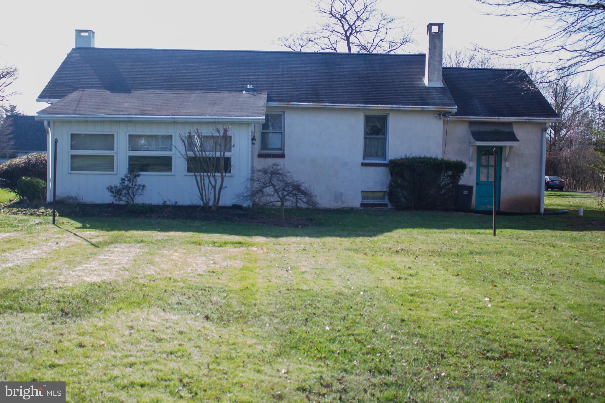 312 Clear Spring Road Lansdale, PA 19446 - Photo 6 of 20 Gallery Image 6