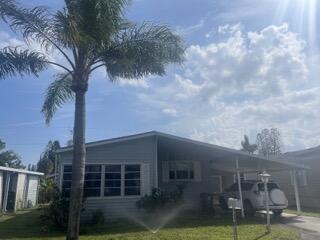 3385 Lake Overlook Place Lake Worth, FL 33462 - Photo 2 of 23 IMG_5924 Small