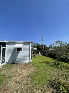 3385 Lake Overlook Place Lake Worth, FL 33462 - Photo 22 of 23 IMG_5912 2 Small