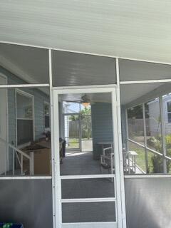 3385 Lake Overlook Place Lake Worth, FL 33462 - Photo 4 of 23 IMG_5910 Small