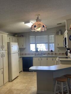 3385 Lake Overlook Place Lake Worth, FL 33462 - Photo 5 of 23 IMG_5902 Small