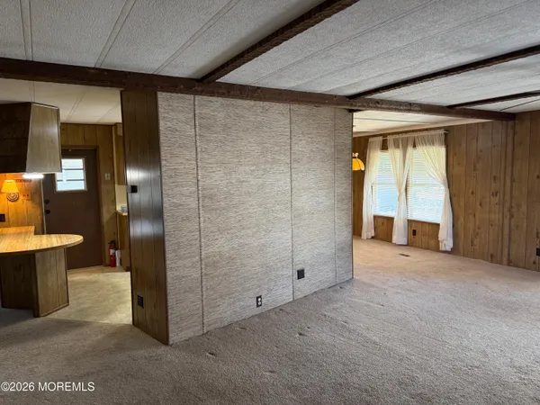 a view of a storage & utility room