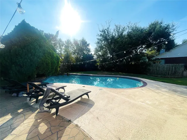 $2,495 | 1114 Knoll Crest Court, Sugar Land, TX 77479