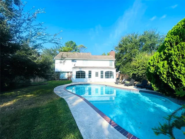 $2,495 | 1114 Knoll Crest Court, Sugar Land, TX 77479