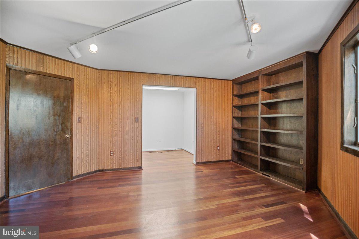 8438 Mackall Road St. Leonard, MD 20685 - Photo 36 of 68 Office nook