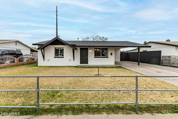 $306,400 | 2525 North 47th Drive, Phoenix, AZ 85035