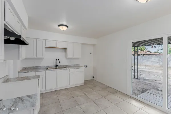 $306,400 | 2525 North 47th Drive, Phoenix, AZ 85035
