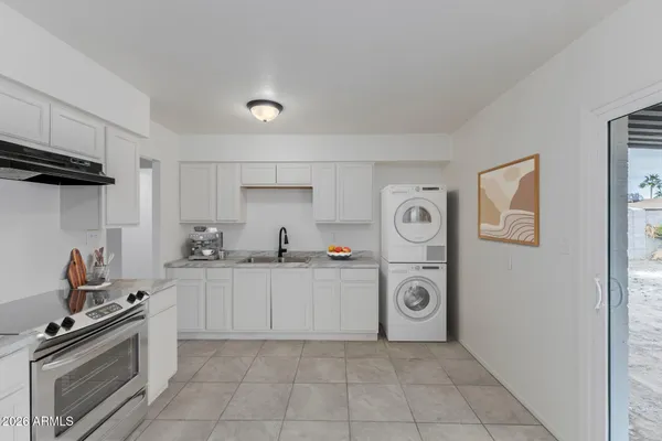 $306,400 | 2525 North 47th Drive, Phoenix, AZ 85035