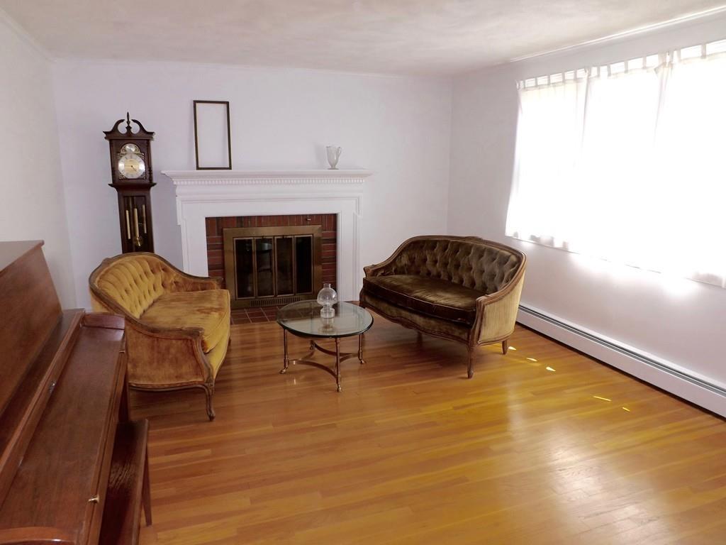 185 Conant Road Westwood, MA 02090 - Photo 5 of 34 Gallery Image 5
