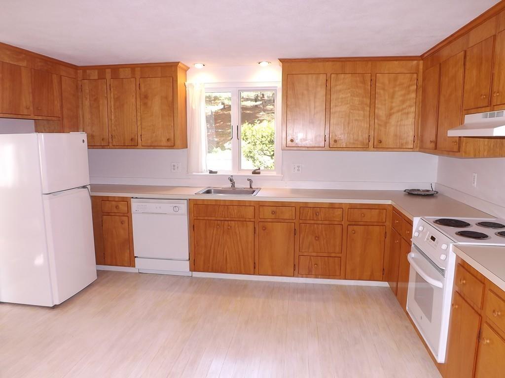 185 Conant Road Westwood, MA 02090 - Photo 10 of 34 Gallery Image 10