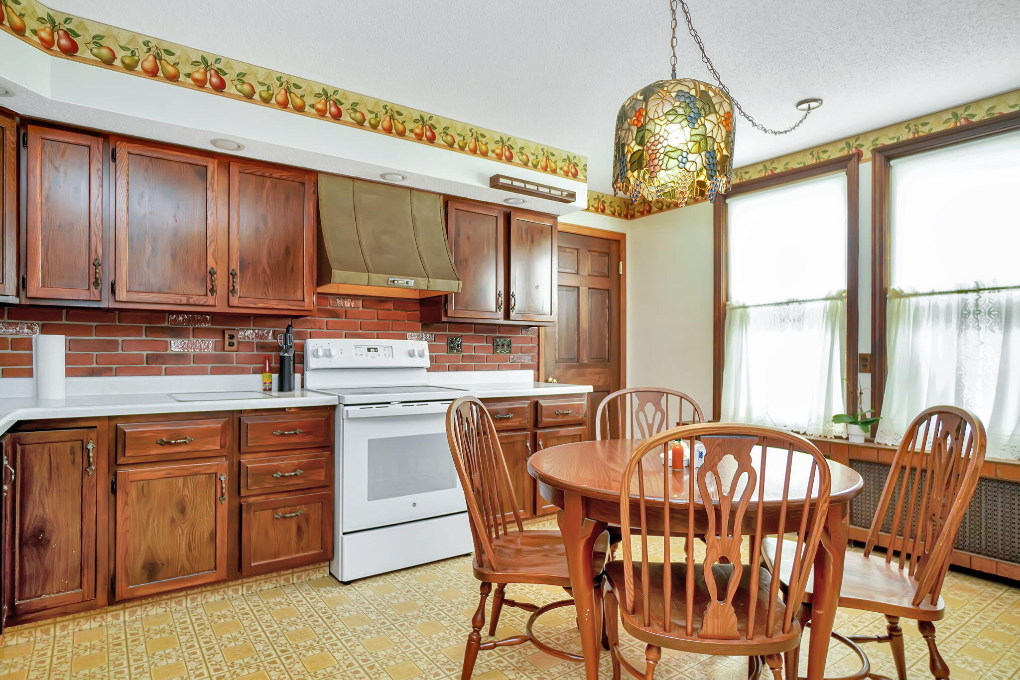 128 Howe Street Lewiston, ME 04240 - Photo 8 of 42 9-web-or-mls-DSC00345