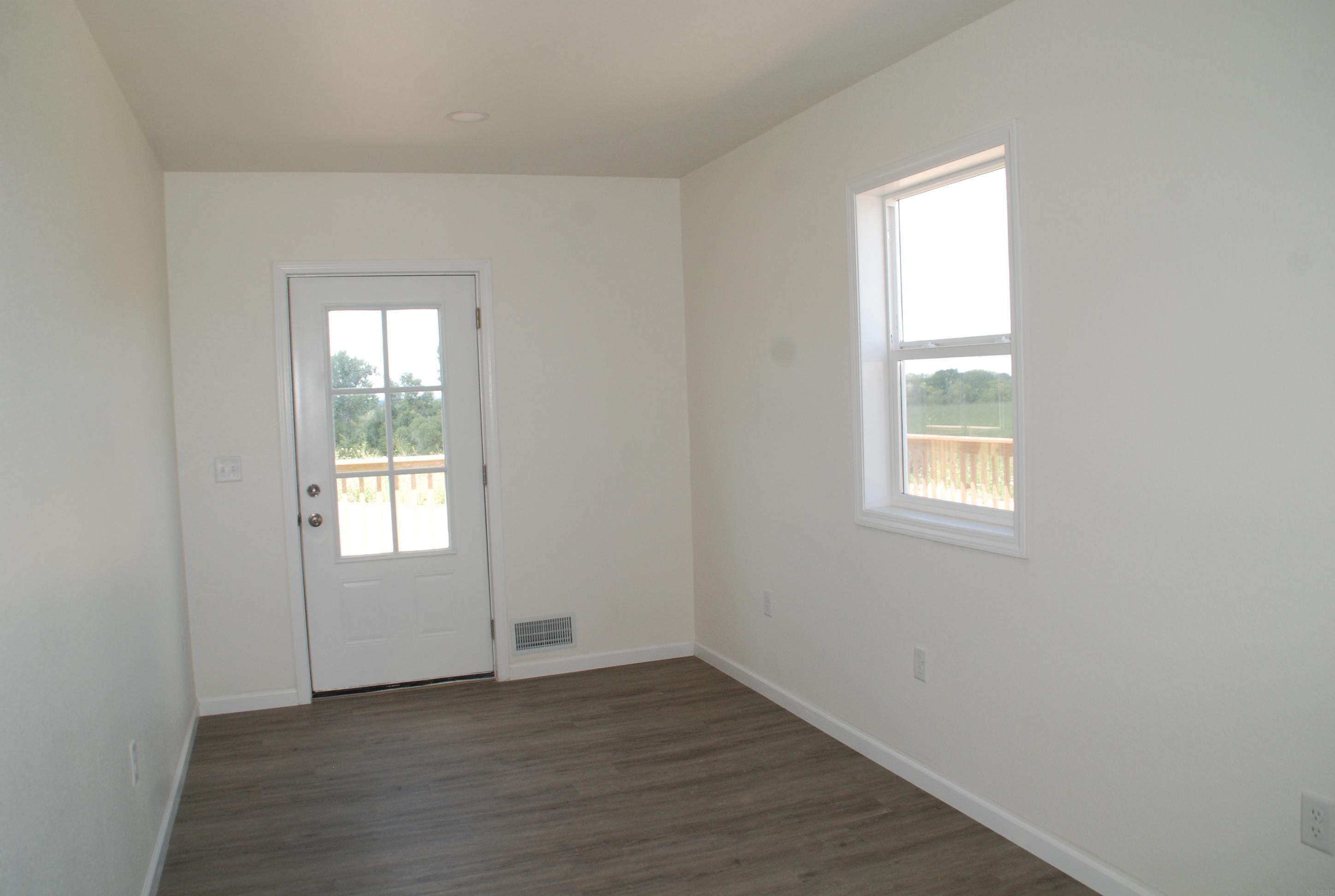 5916 Kornhill Road Wadena, IA 52169 - Photo 15 of 28 Gallery Image 15
