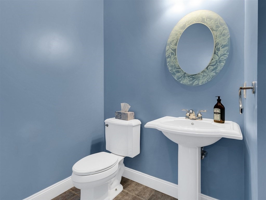 46 Seven Sister Road Haverhill, MA 01830 - Photo 16 of 35 Gallery Image 16