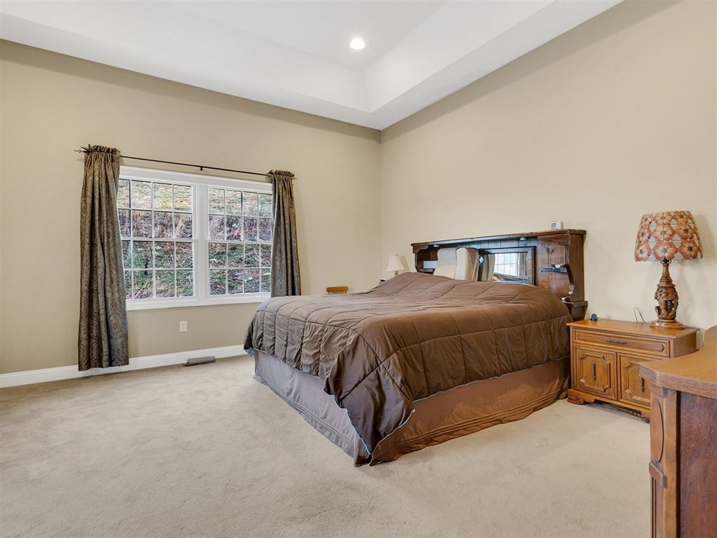 46 Seven Sister Road Haverhill, MA 01830 - Photo 17 of 35 Gallery Image 17