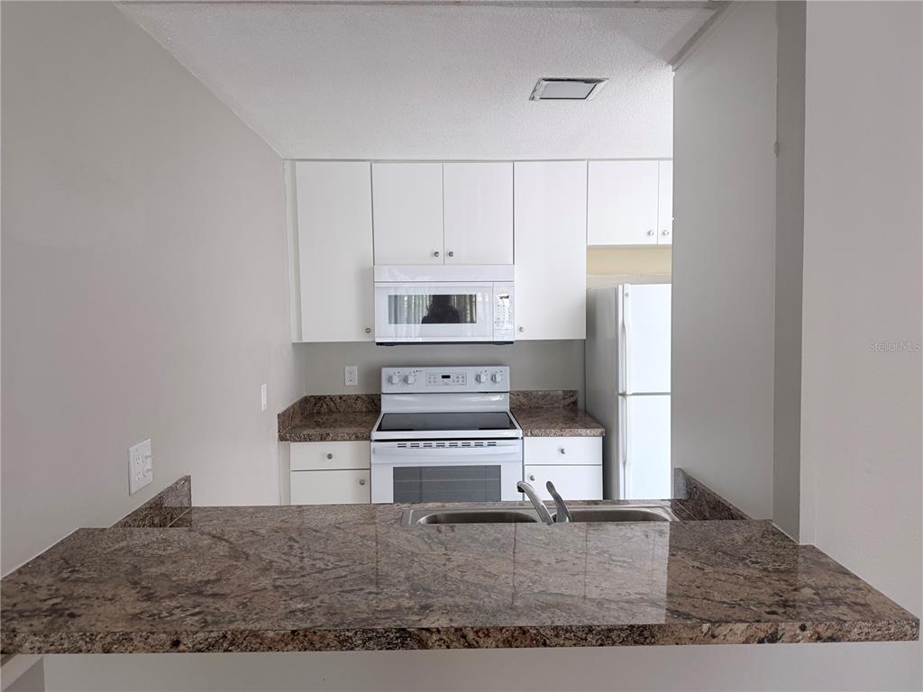 141 Fernery Road, Unit A204 Lakeland, FL 33809 - Photo 6 of 24