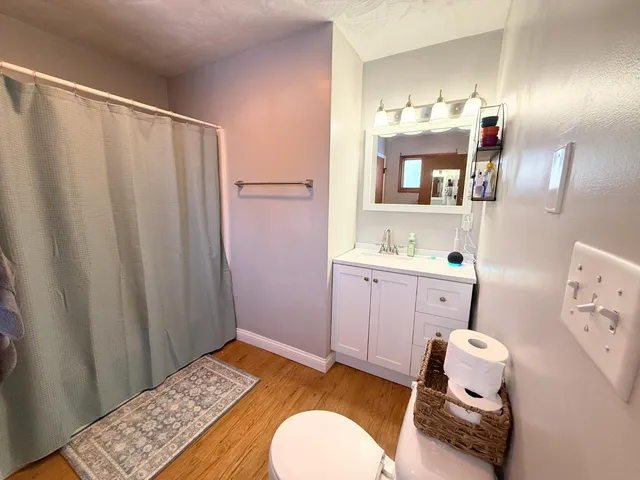 $225,000 | 1002 Central Avenue, Batesville, IN 47006