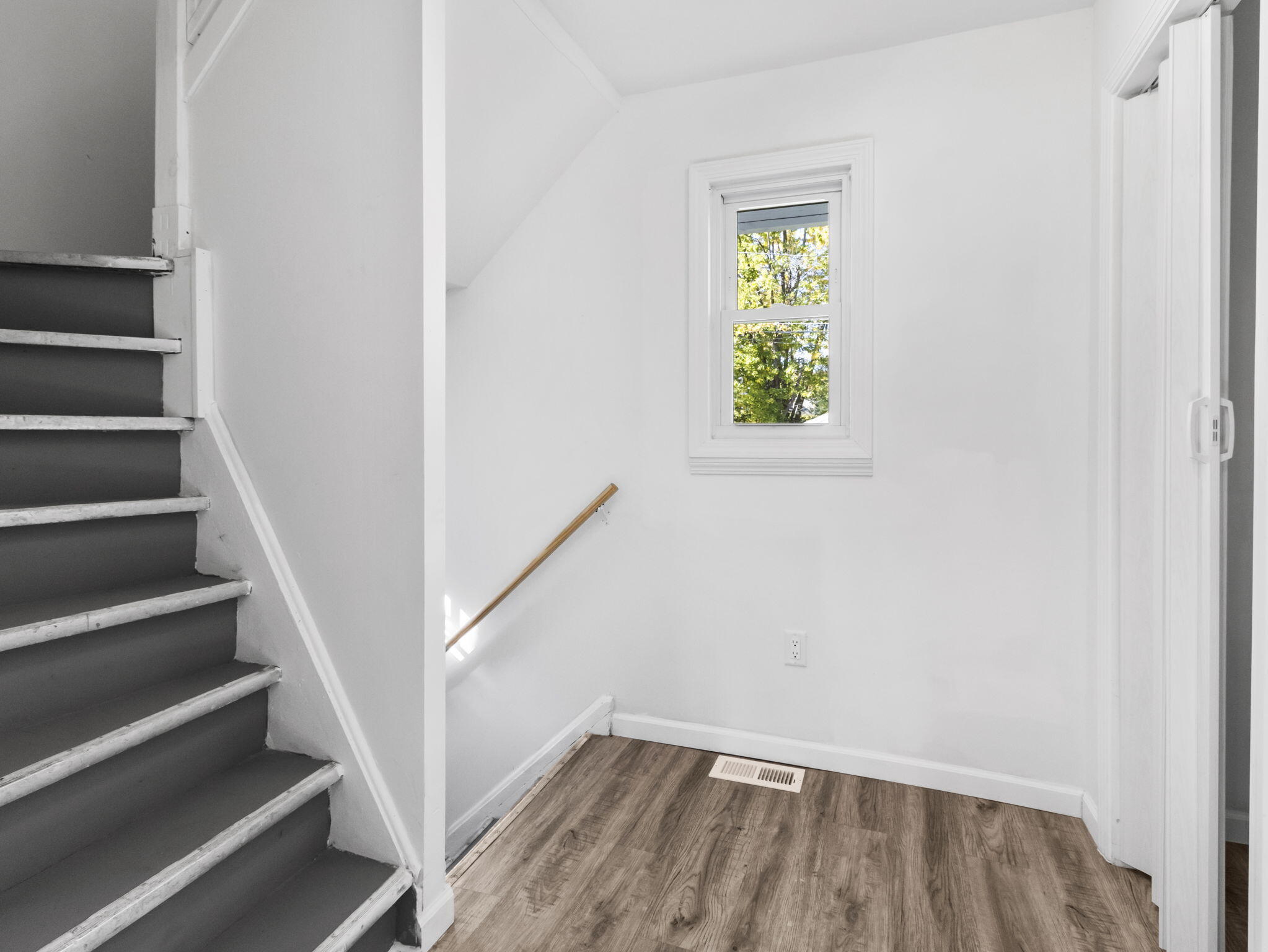 3259 North 35th Street Milwaukee, WI 53216 - Photo 11 of 40 26-web-or-mls-IMG_7512