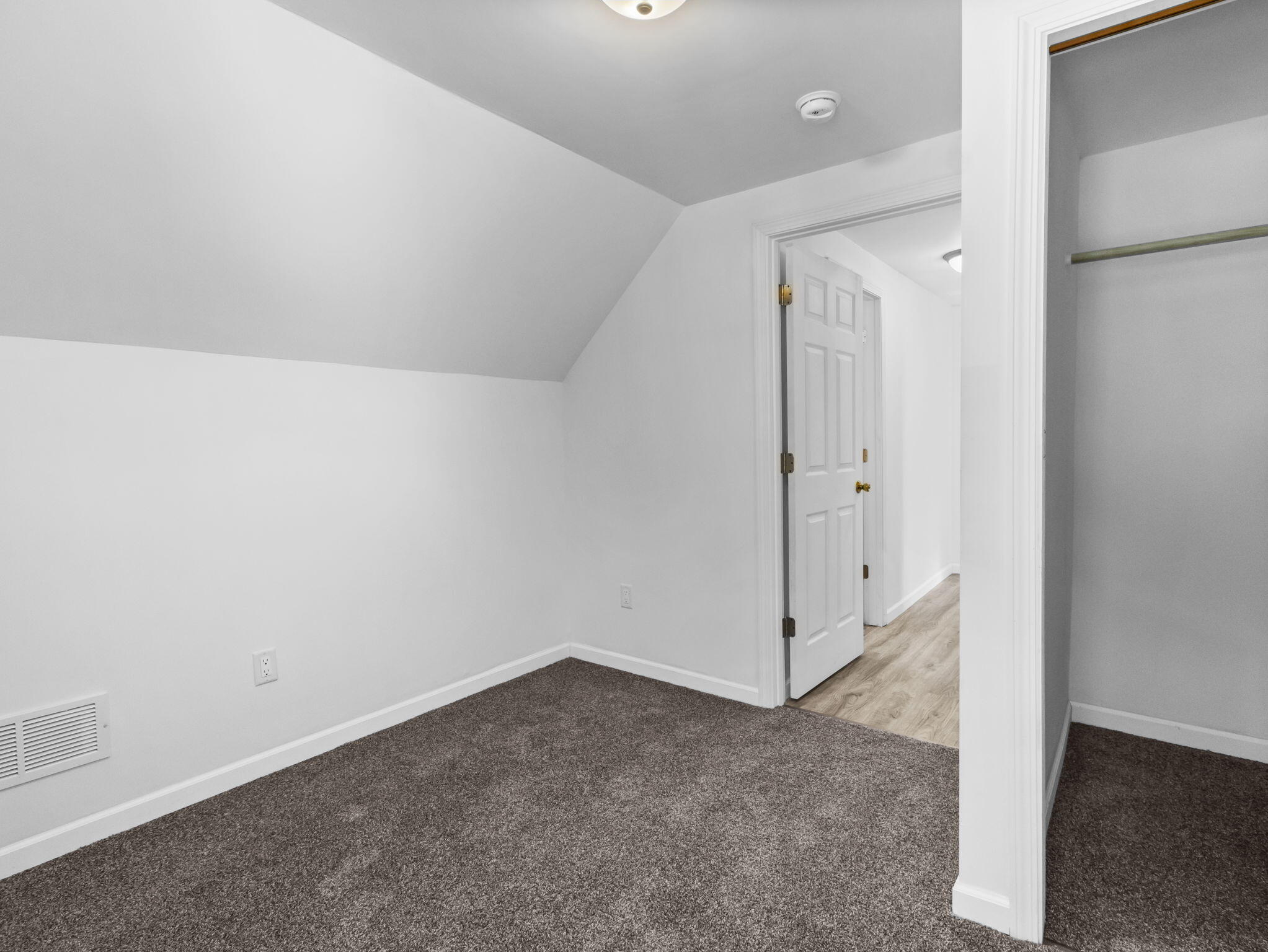 3259 North 35th Street Milwaukee, WI 53216 - Photo 19 of 40 21-web-or-mls-IMG_7497