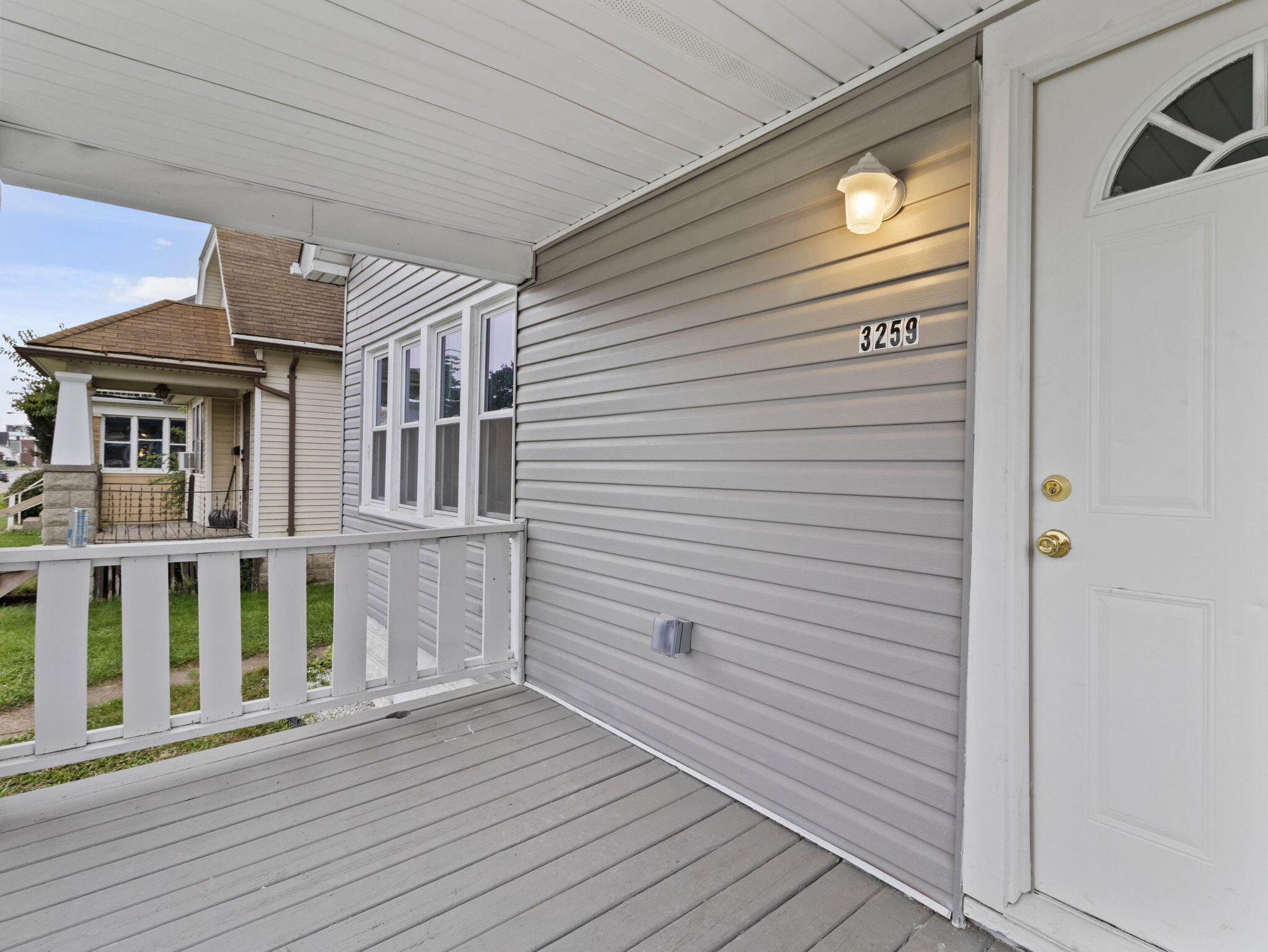 3259 North 35th Street Milwaukee, WI 53216 - Photo 2 of 40 10-web-or-mls-IMG_5965