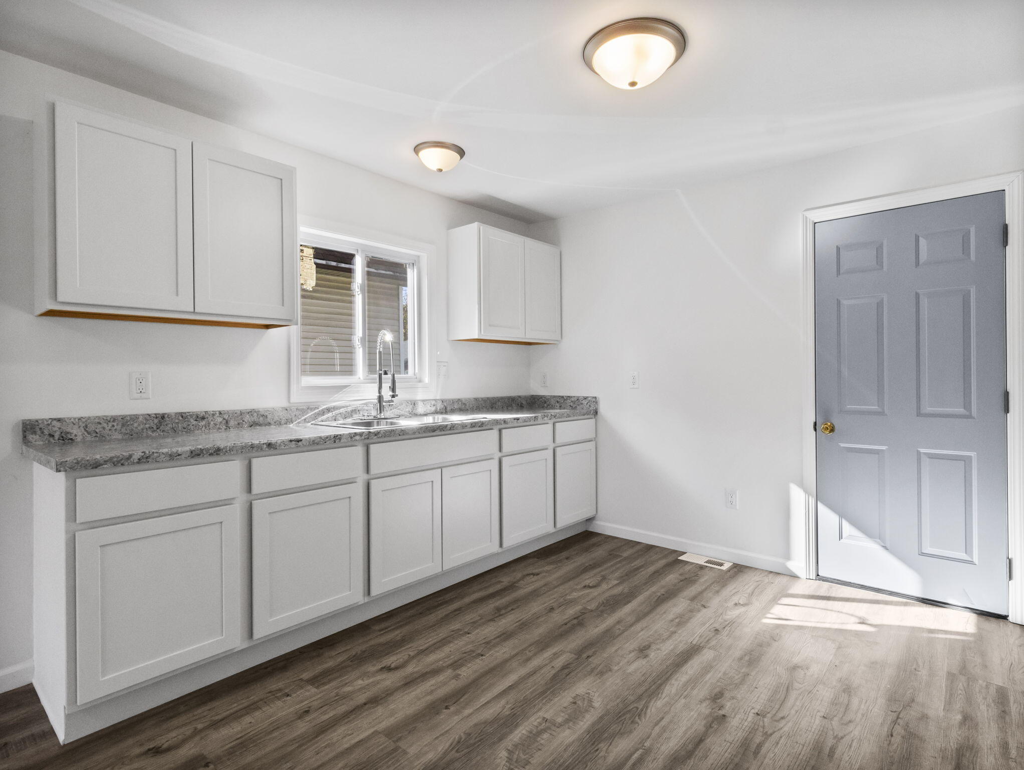 3259 North 35th Street Milwaukee, WI 53216 - Photo 31 of 40 41-web-or-mls-IMG_7557