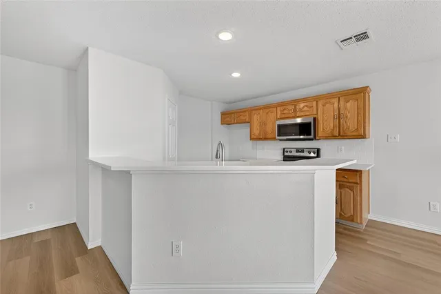 $1,800 | 145 Brushy Creek Lane, Terrell, TX 75160