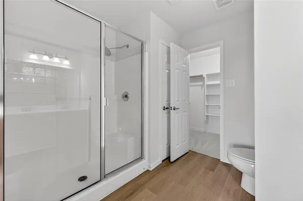 a view of bathroom with shower