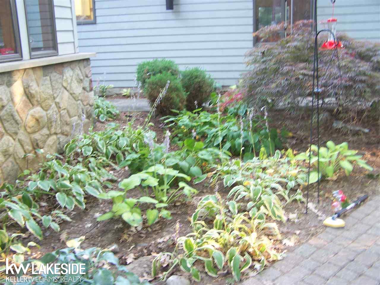 10333 Kay Ray Road Williamsburg, MI 49690 - Photo 9 of 69