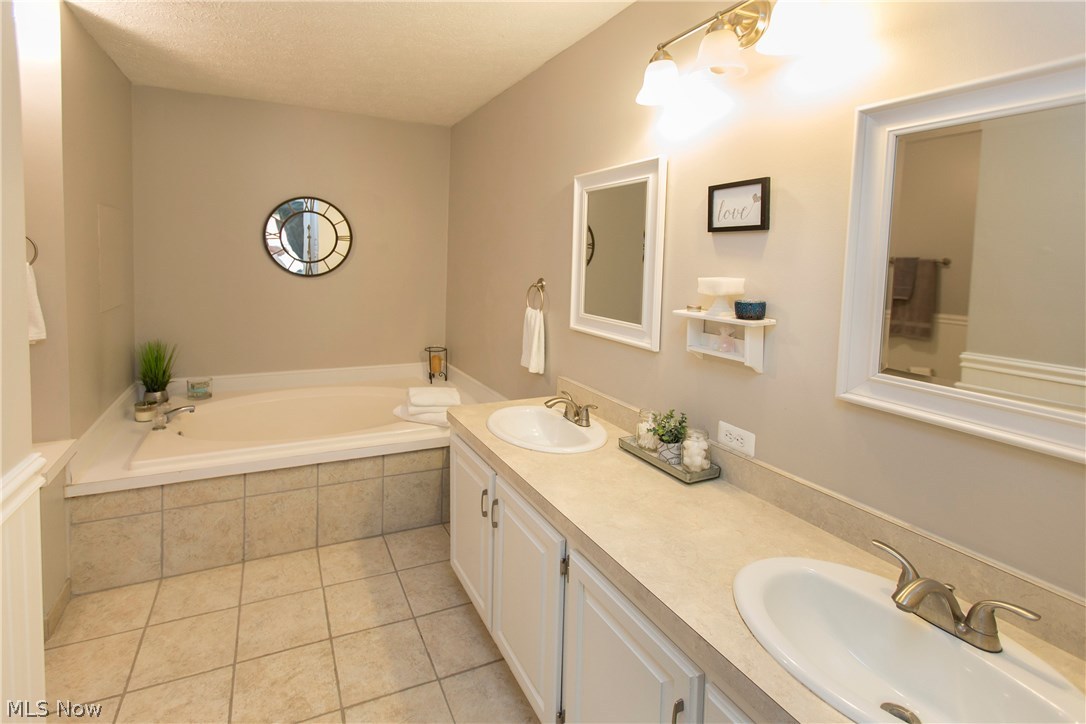 26668 Cook Road Olmsted Falls, OH 44138 - Photo 18 of 35 Gallery Image 18