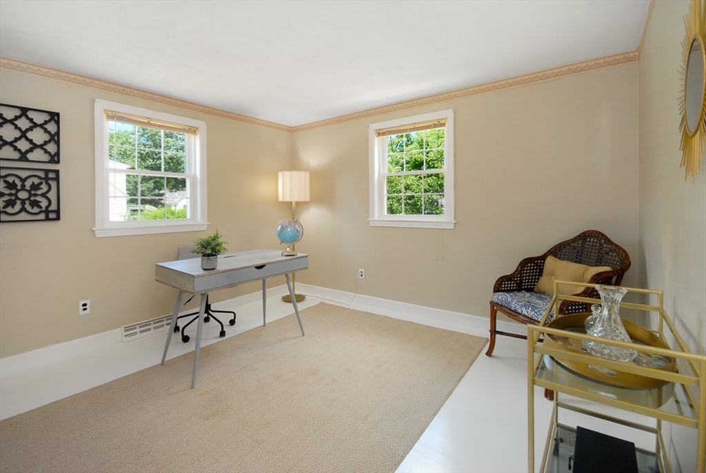 12 Edgewood Road Billerica, MA 01821 - Photo 13 of 27