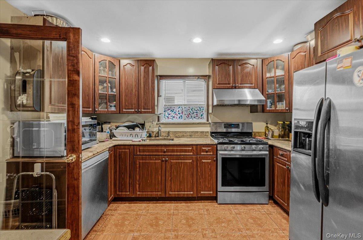 221-73 91st Road Queens, NY 11428 - Photo 9 of 33