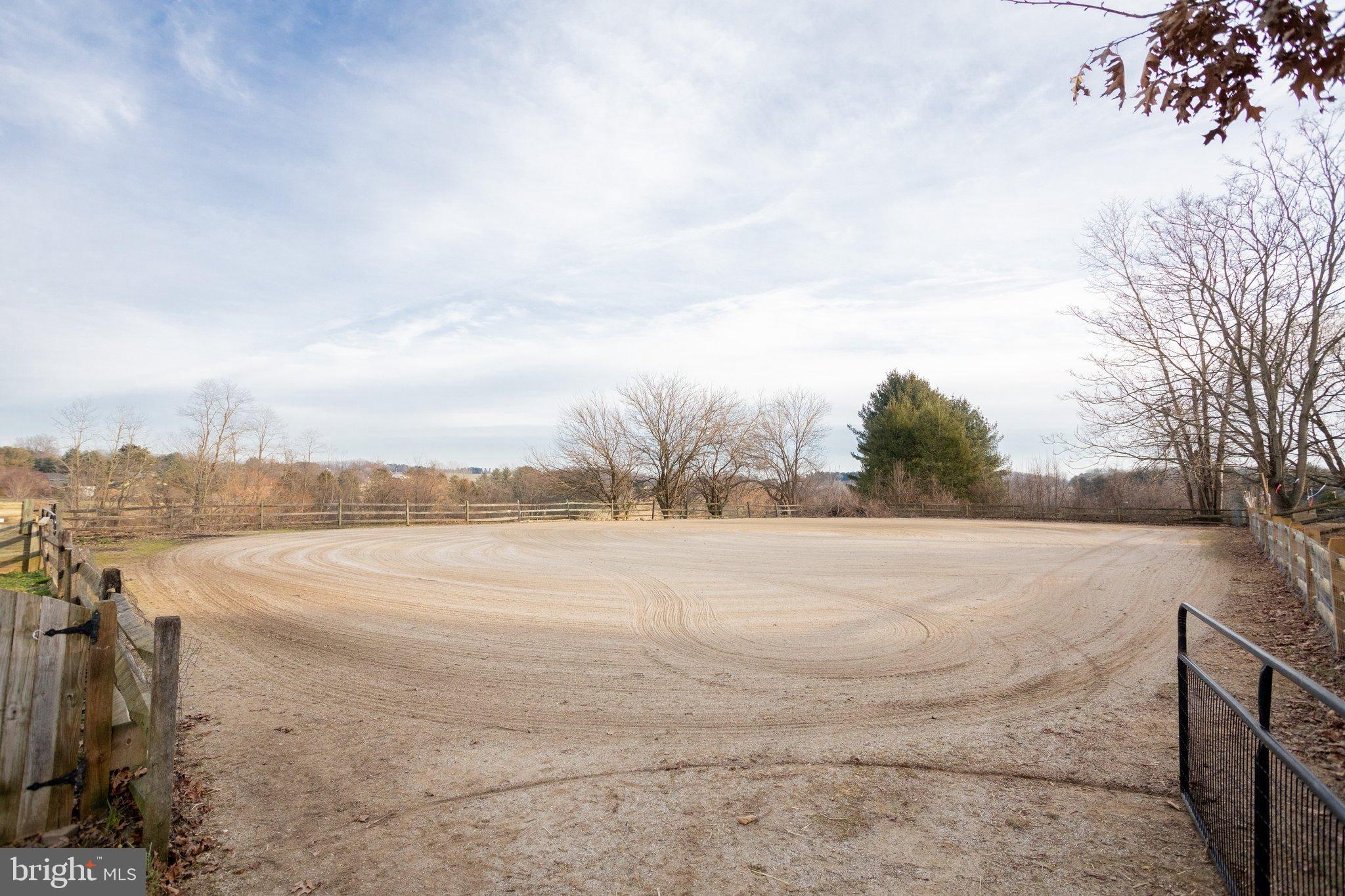 17207 Hunter Green Road Upperco, MD 21155 - Photo 45 of 56 Sand arena. 100x200