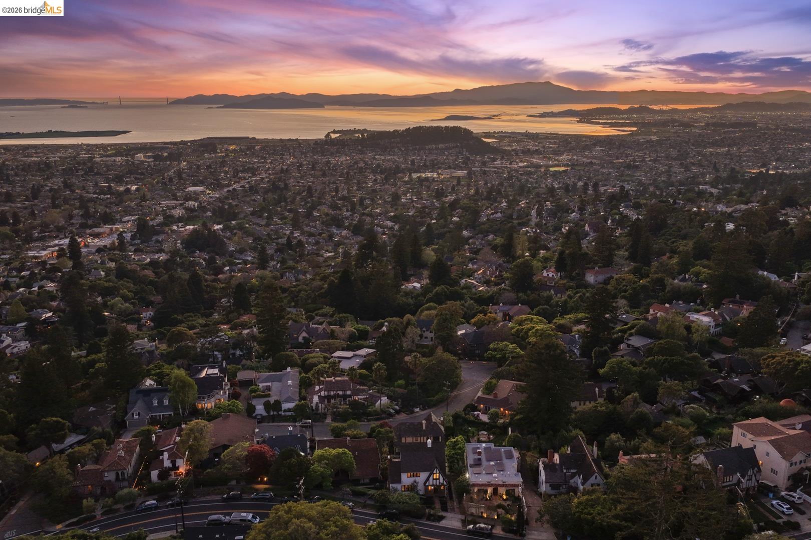 758 Spruce Street Berkeley, CA 94707 - Photo 57 of 60 Aerial view of mountains