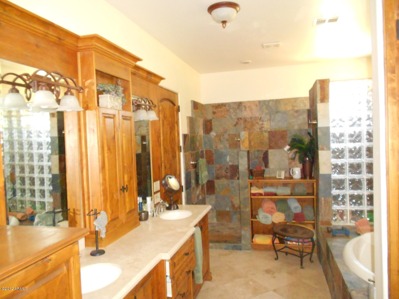 140 West Boca Raton Road Phoenix, AZ 85023 - Photo 9 of 38 140 Boca Rotan 107