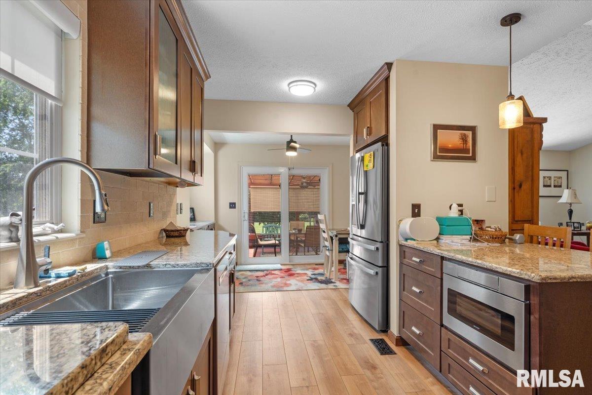 4124 Camomile Lane Springfield, IL 62711 - Photo 10 of 40
