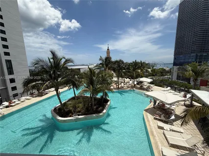 $1,700,000 | 159 Northeast 6th Street, Unit 4016, Miami, FL 33132