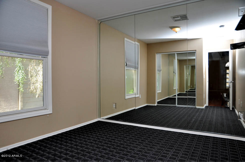 5727 South 21st Terrace Phoenix, AZ 85040 - Photo 22 of 31 C:\fakepath\Guest Bedroom