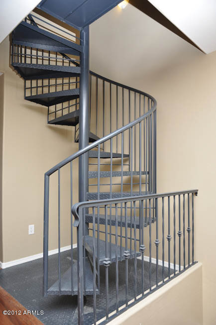 5727 South 21st Terrace Phoenix, AZ 85040 - Photo 26 of 31 C:\fakepath\Stairway