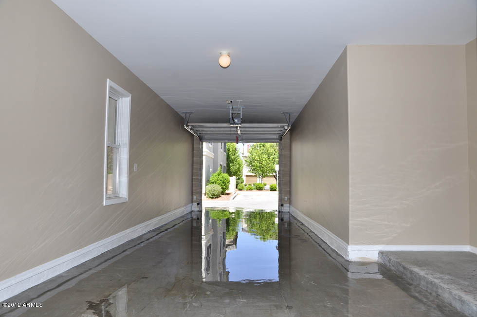 5727 South 21st Terrace Phoenix, AZ 85040 - Photo 28 of 31 C:\fakepath\Garage2