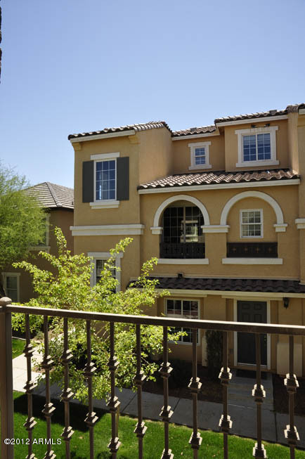 5727 South 21st Terrace Phoenix, AZ 85040 - Photo 3 of 31 Balcony View