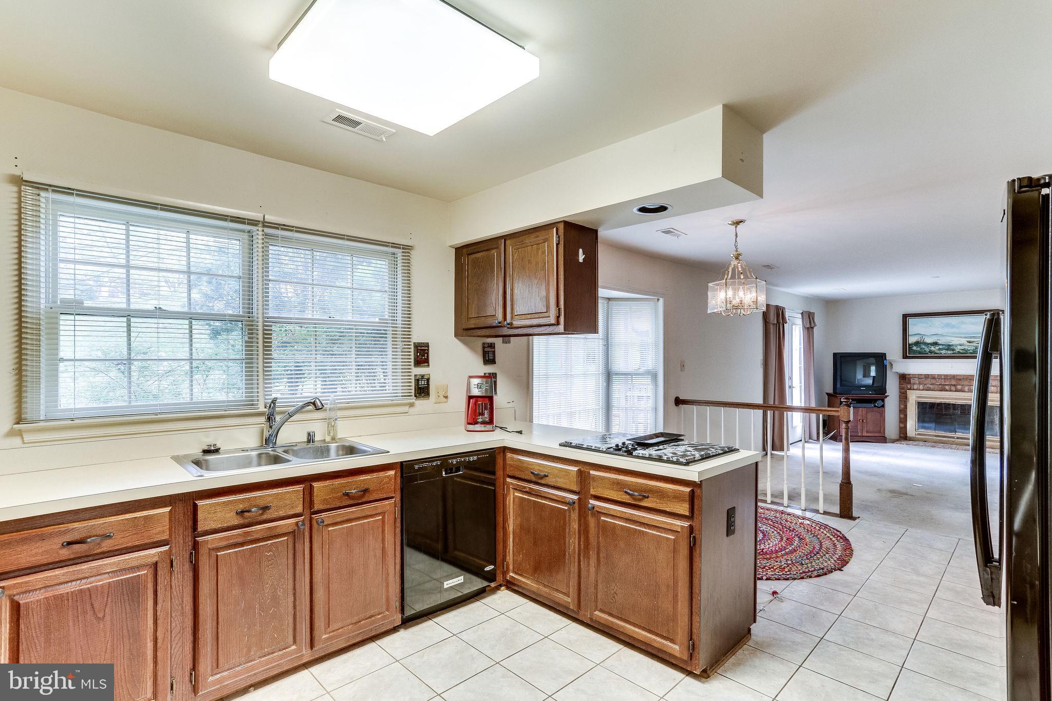 13105 Middlevale Lane Silver Spring, MD 20906 - Photo 11 of 55