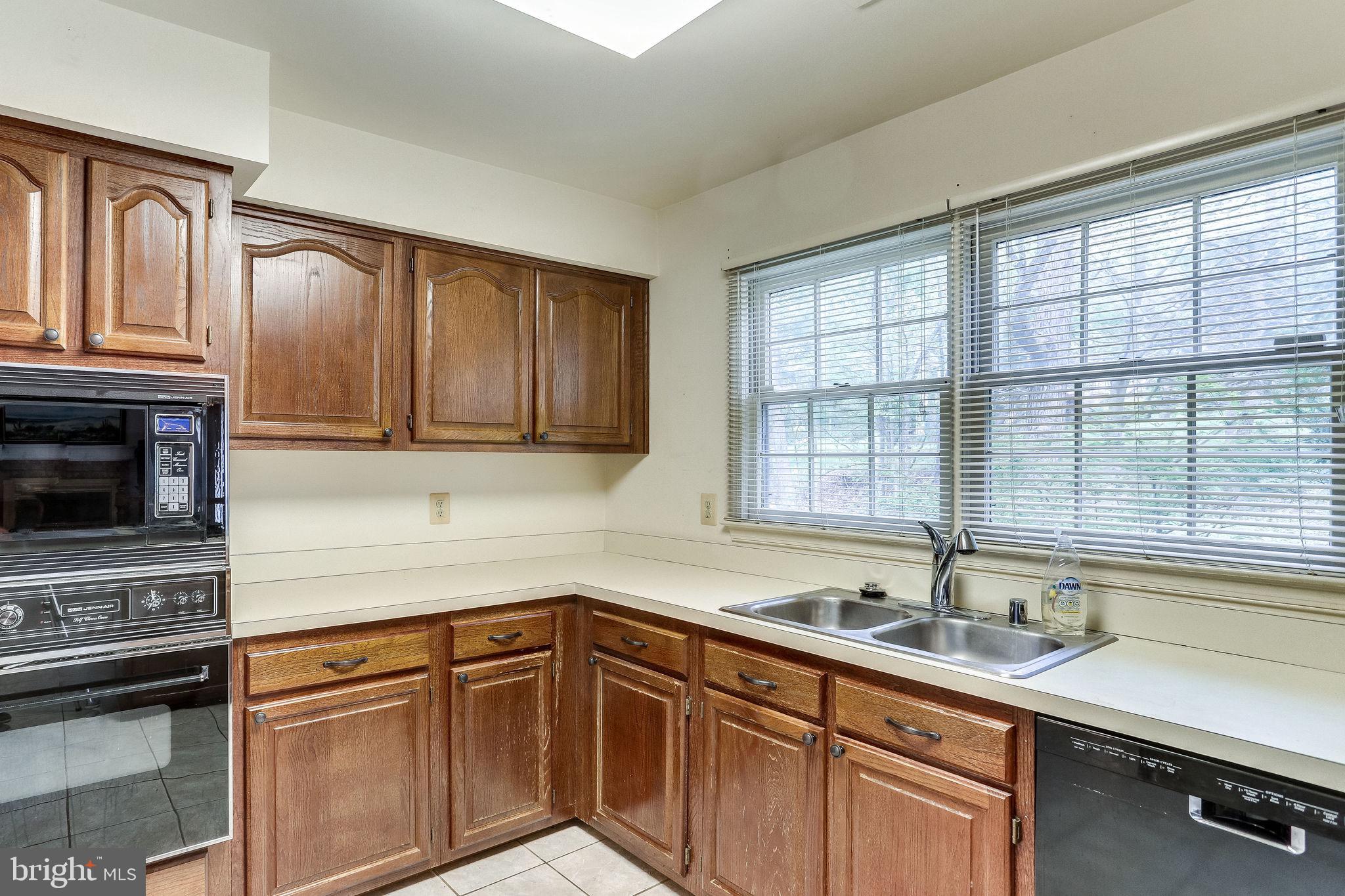 13105 Middlevale Lane Silver Spring, MD 20906 - Photo 13 of 55