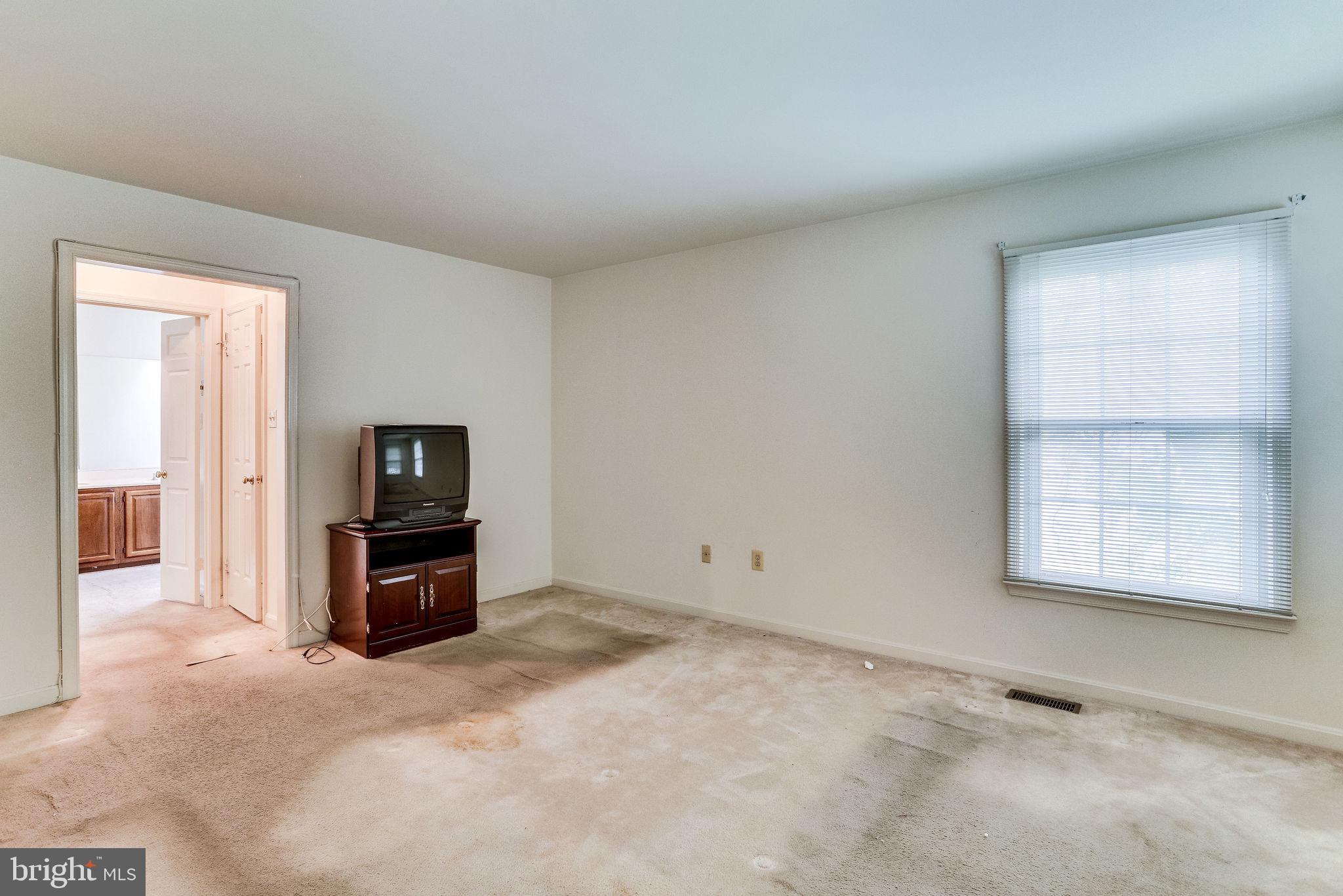 13105 Middlevale Lane Silver Spring, MD 20906 - Photo 38 of 55