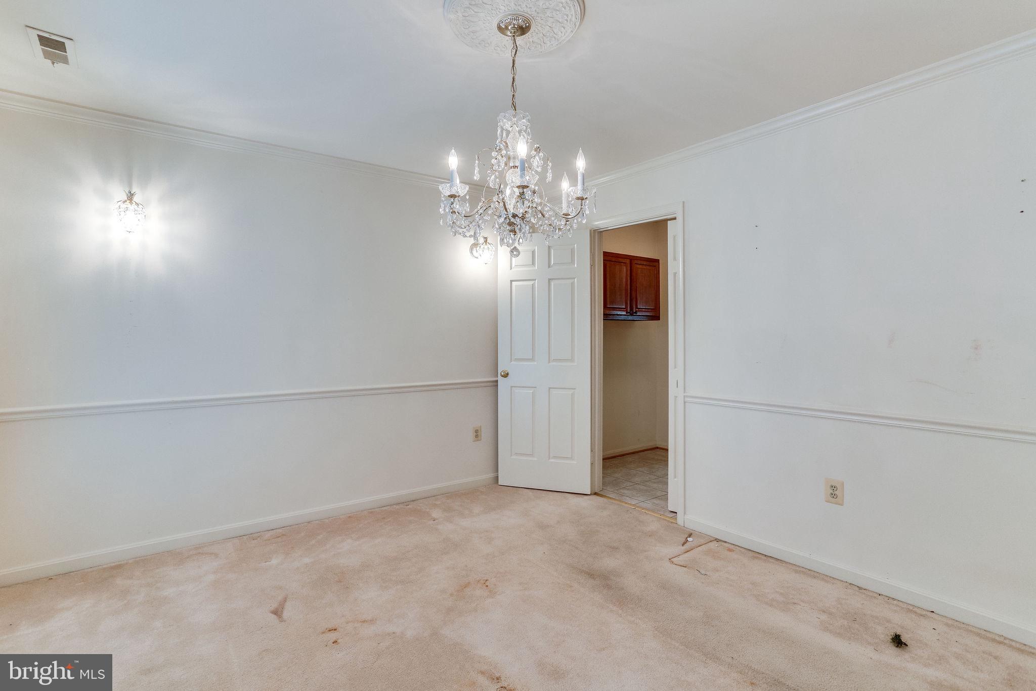 13105 Middlevale Lane Silver Spring, MD 20906 - Photo 5 of 55