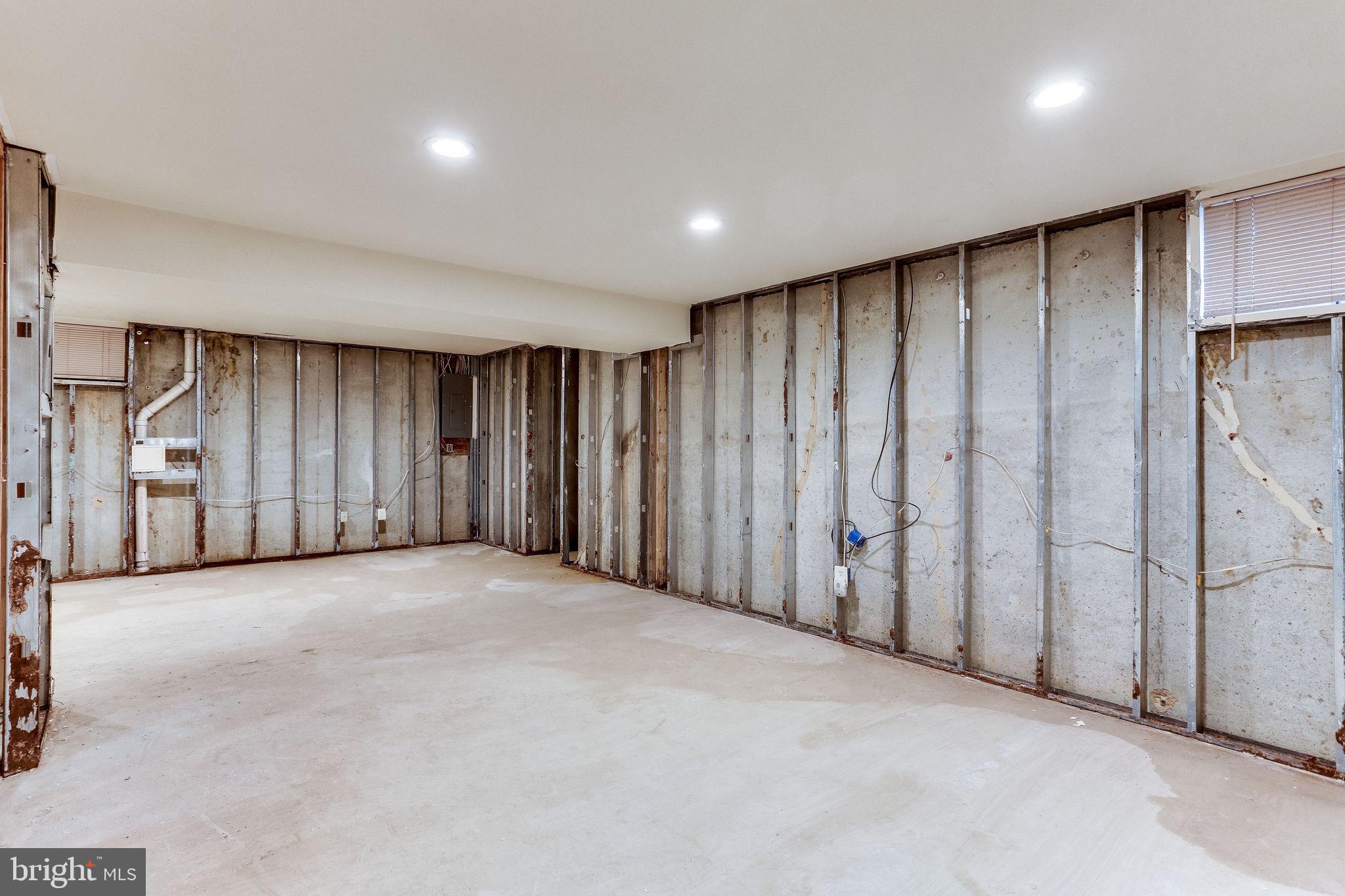 13105 Middlevale Lane Silver Spring, MD 20906 - Photo 44 of 55