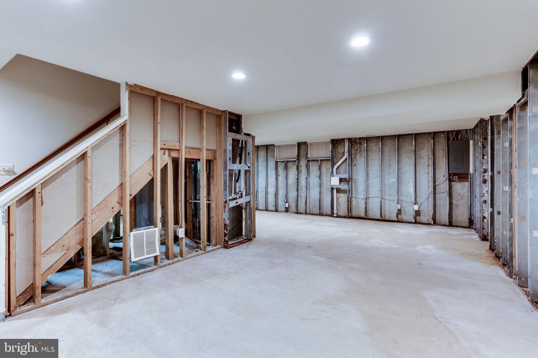 13105 Middlevale Lane Silver Spring, MD 20906 - Photo 45 of 55