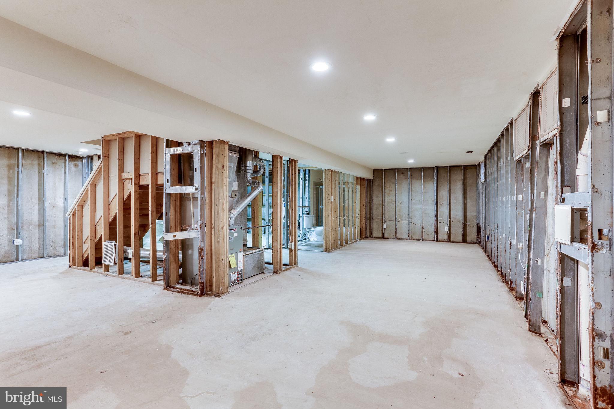 13105 Middlevale Lane Silver Spring, MD 20906 - Photo 46 of 55