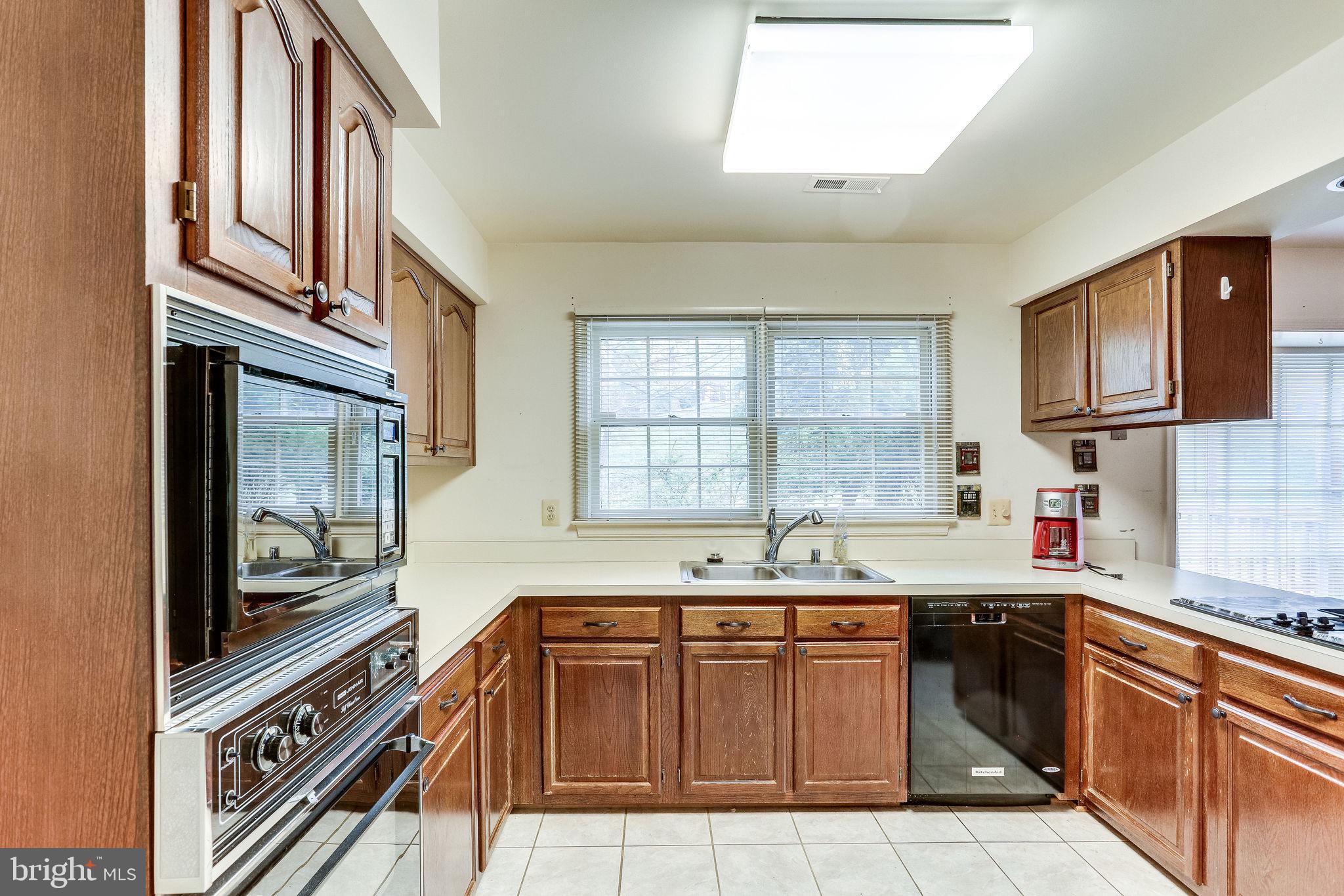 13105 Middlevale Lane Silver Spring, MD 20906 - Photo 10 of 55